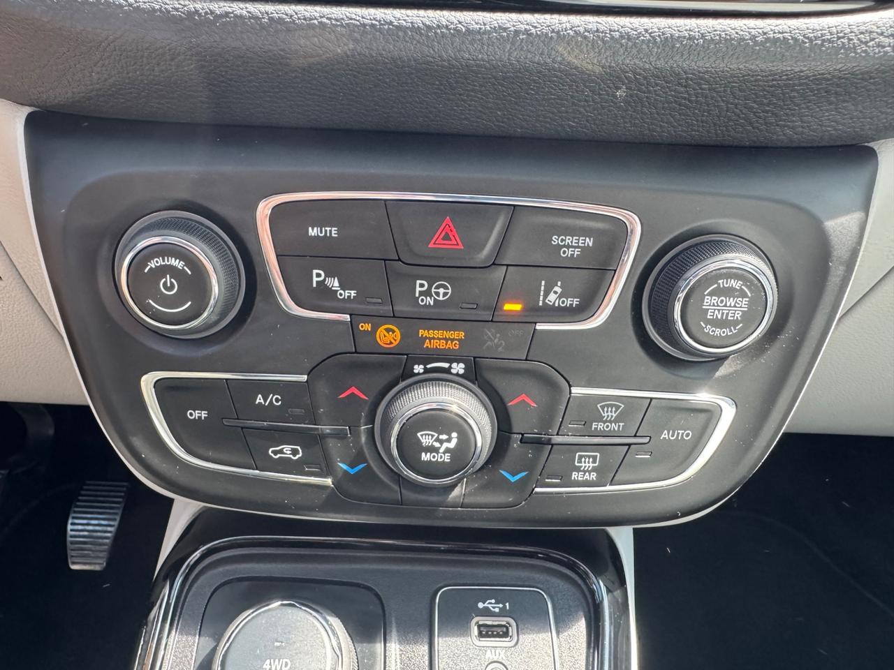 Jeep Compass 2.0 Multijet II 4WD Limited TETTO