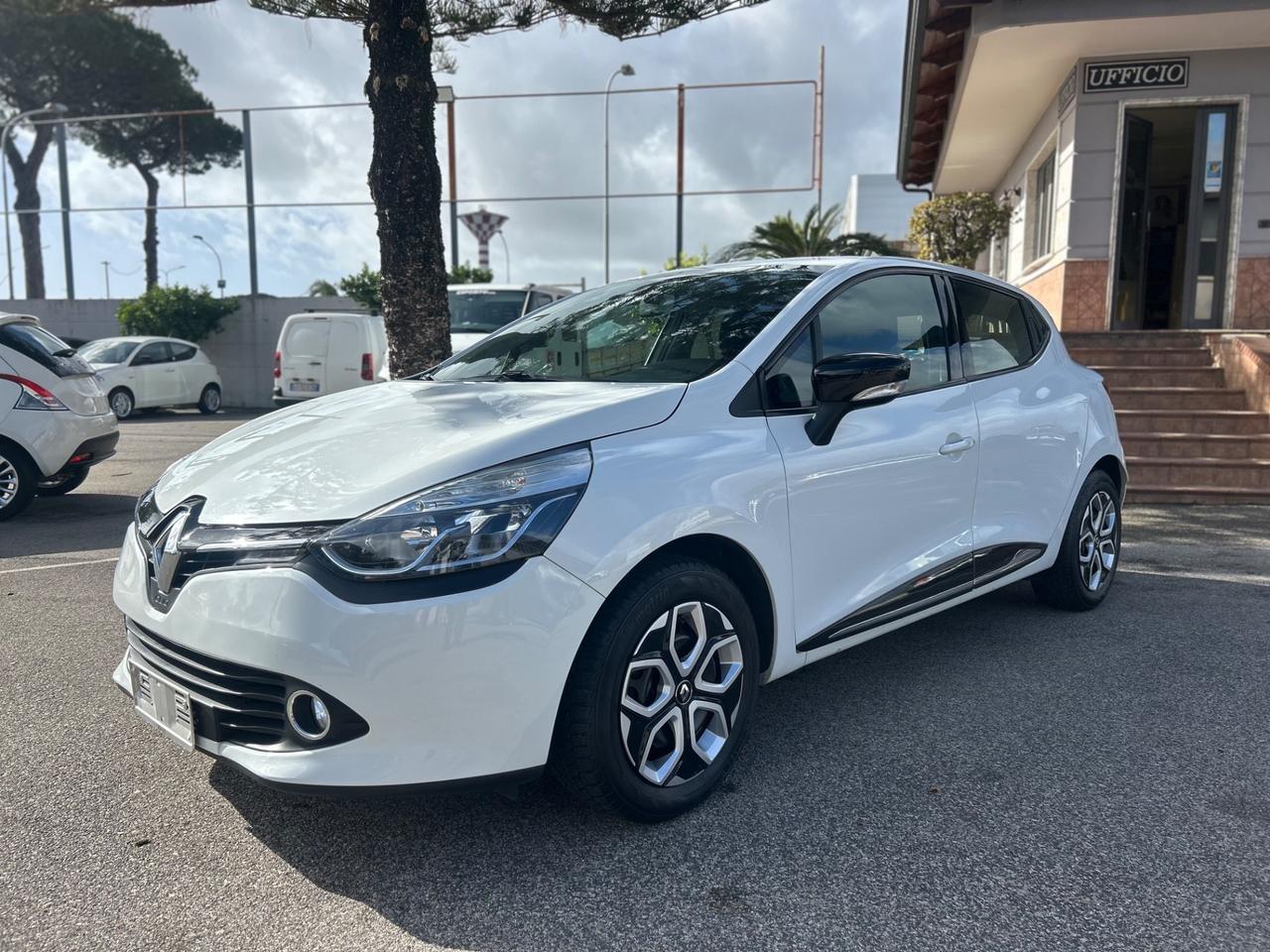 Renault Clio 1.2 75CV GPL 5 porte