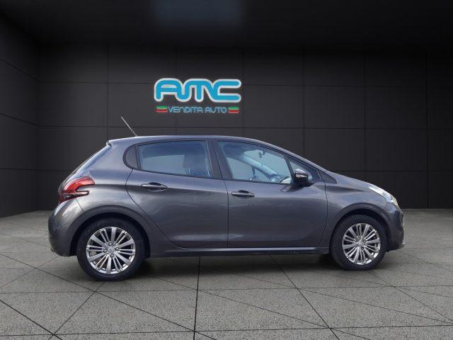 PEUGEOT 208 1° serie PureTech 82 5 porte Allure