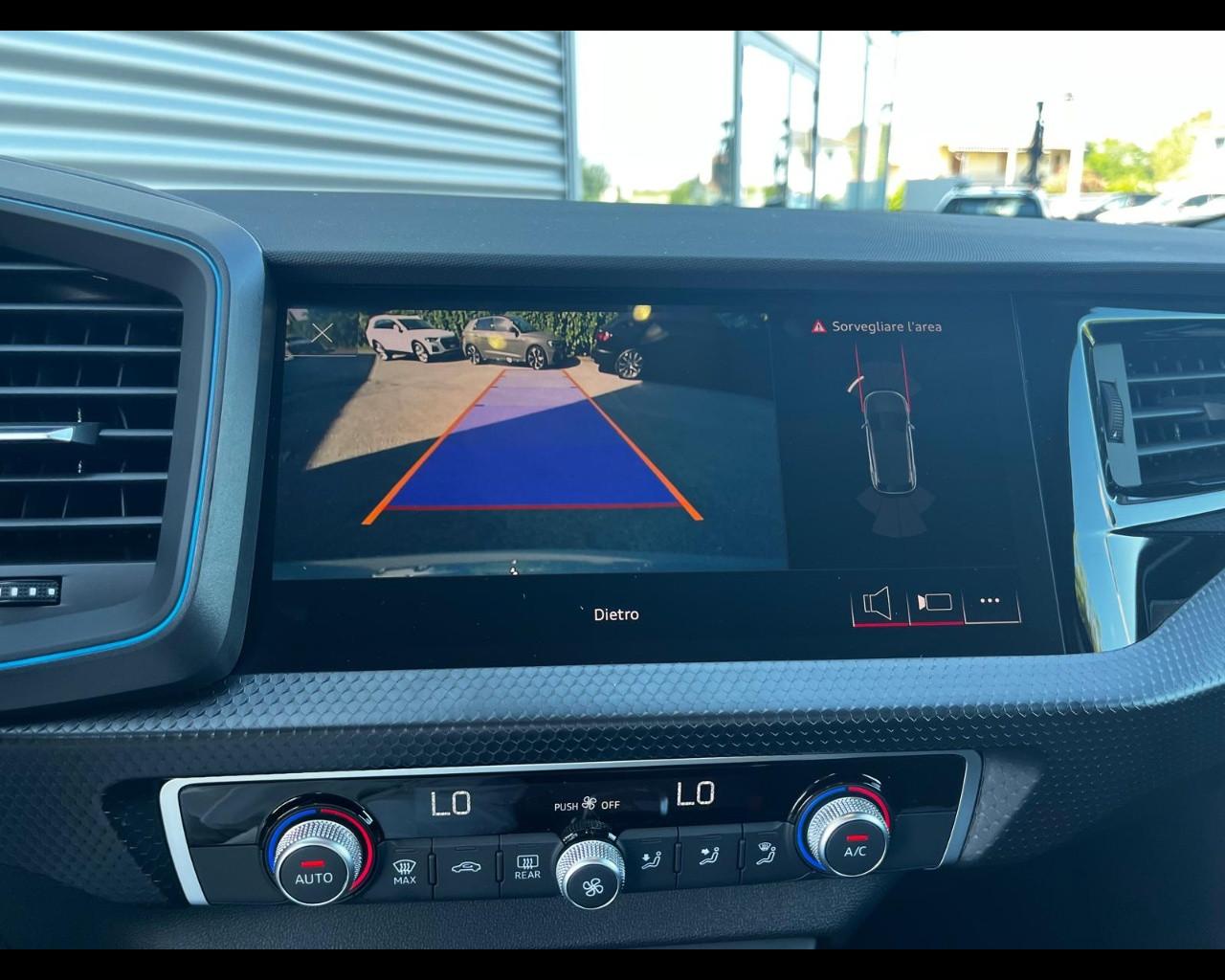 AUDI A1 ALLSTREET 30 TFSI IDENTITY CONTRAST