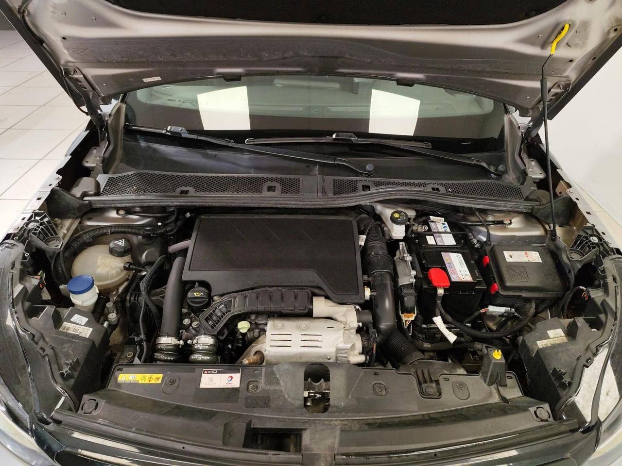 Peugeot 2008 1.2 puretech GT Line 130cv