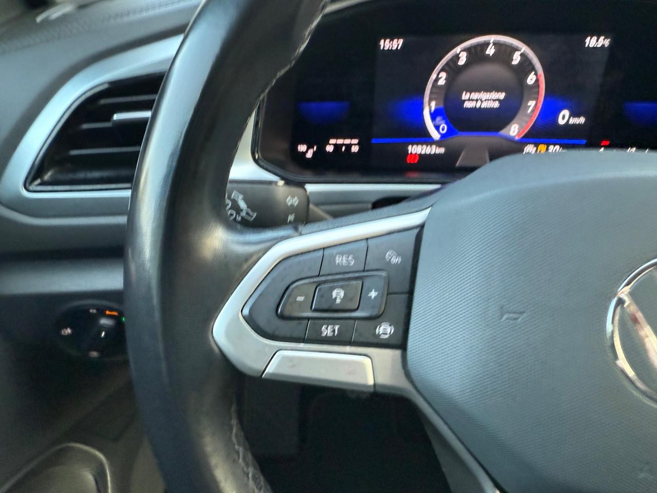 Volkswagen T-Roc 1.0 TSI Style OK NEOPATENTATI