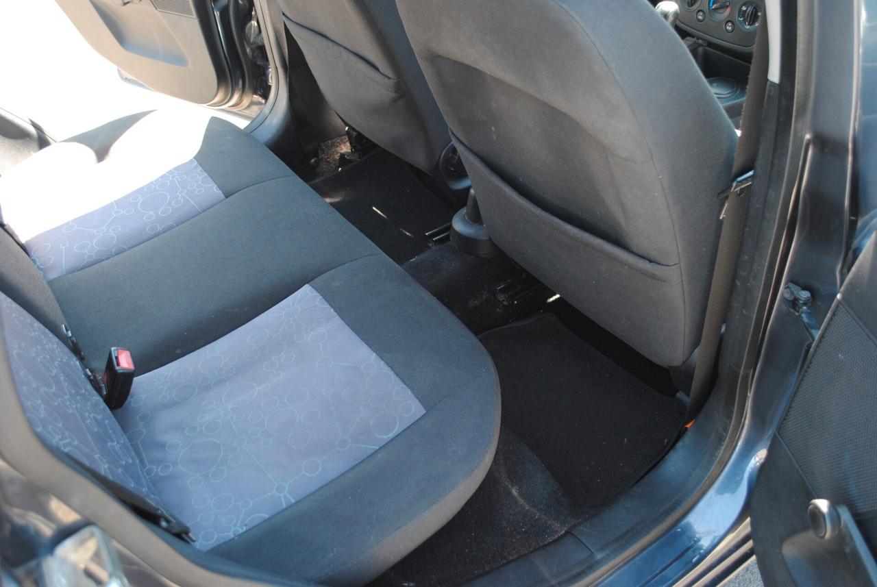 FORD FIESTA 1.2 75 CV OK NEOPATENTATI