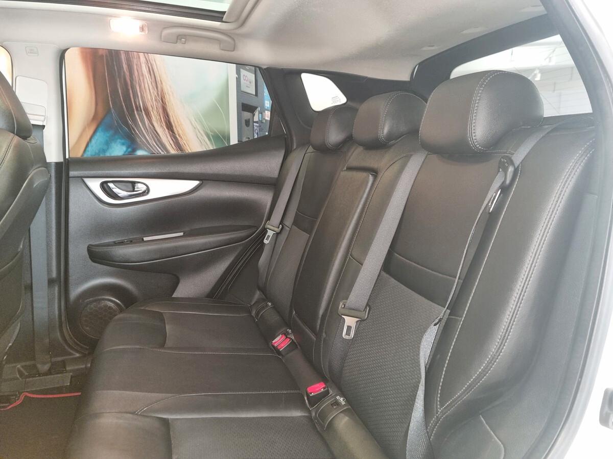 Nissan Qashqai 1.6 dCi 130cv Tekna GARANZIA 3 ANNI