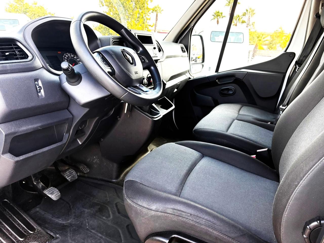 Renault Master 2.3 tdci 150 cv L2H2