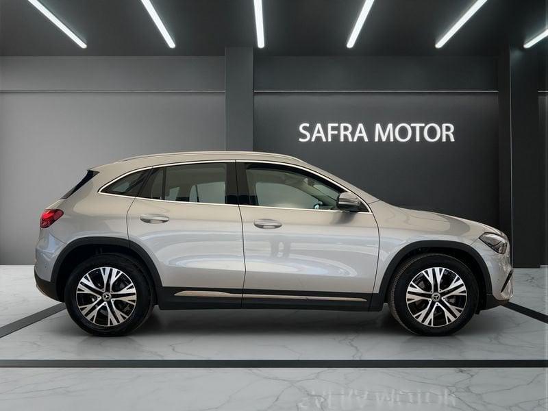 Mercedes-Benz GLA GLA 180 d Prog Advanced