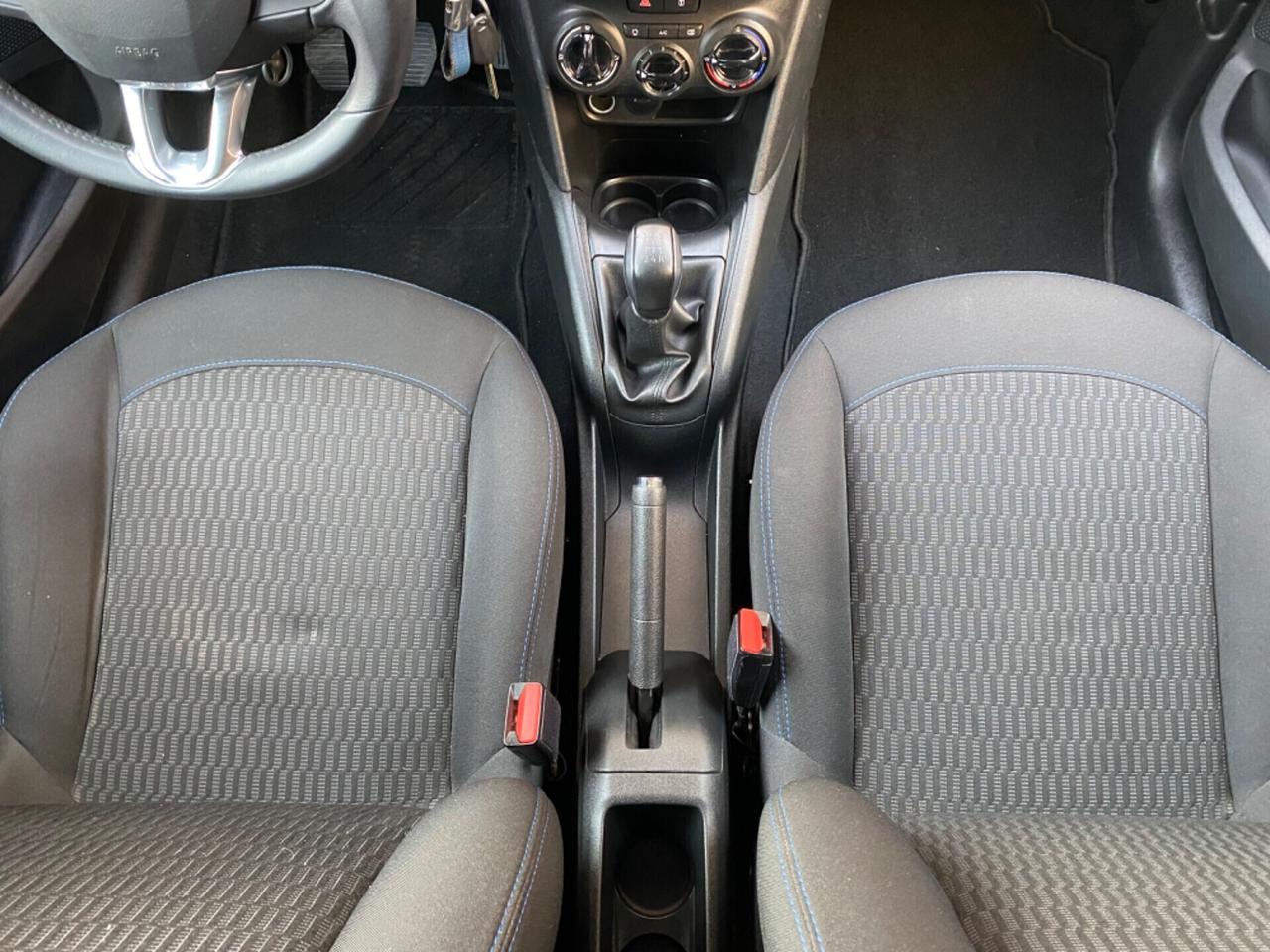 Peugeot 208 1.2 Benzina Signature