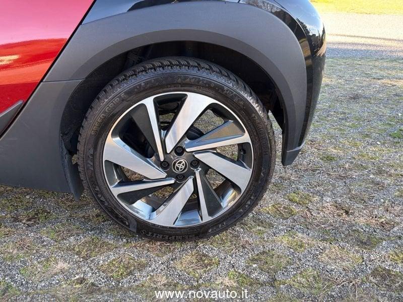 Toyota Aygo X 1.0B (72 CV) Lounge S-CVT