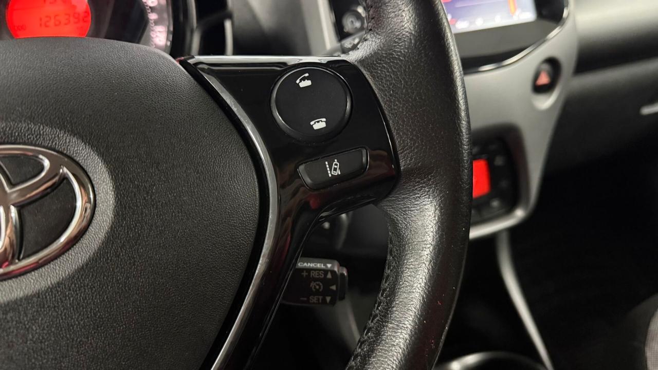 Toyota Aygo 1.0 VVT-i 72cv 5 porte x-clusiv