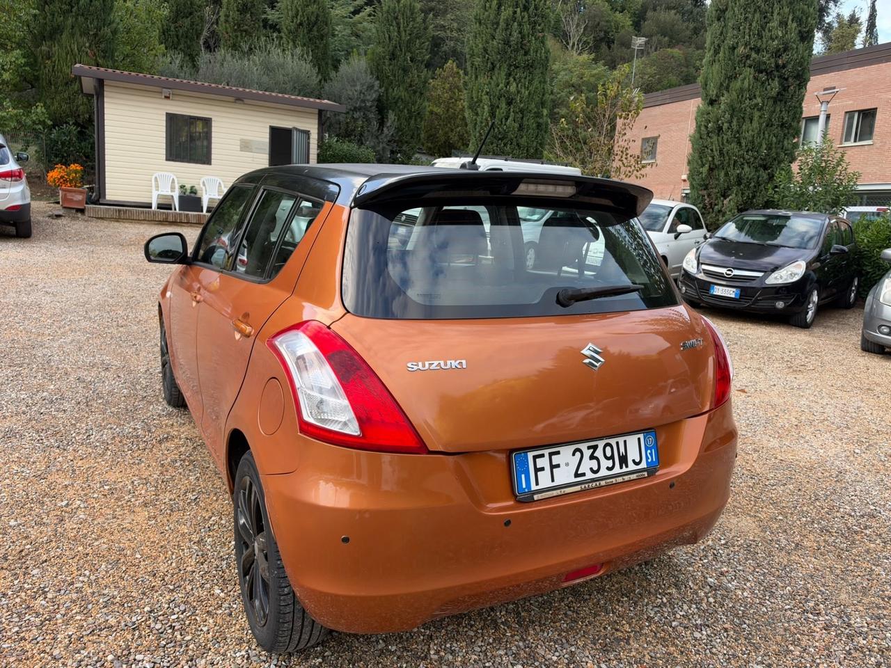 Suzuki Swift 1.2 Benzina // Neopatentati