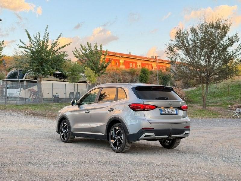 MG ZS HEV 1.5 Hybrid+ Luxury "ARGENTO"