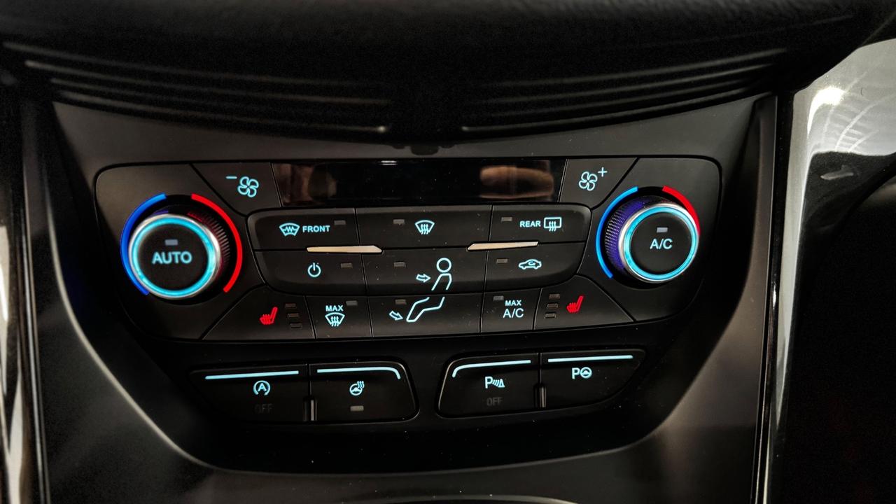 Ford Kuga 2.0 TDCI 150 CV S&S 4WD Powershift ST-Line