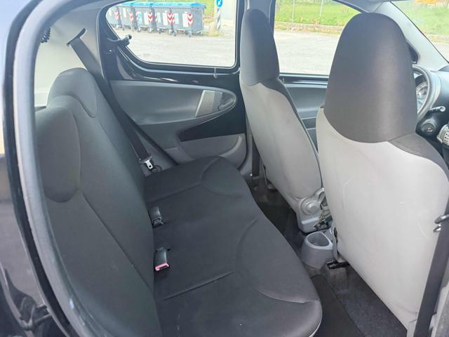 TOYOTA Aygo 1.0 12V VVT-i 5p Deep Ocean Connect Bellissima