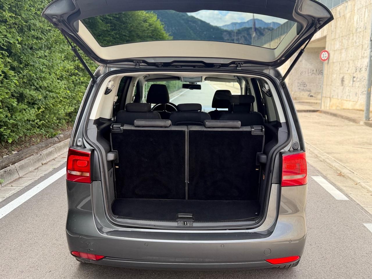 Volkswagen Touran 1.6 TDI 105cv 7 POSTI OK NEOPATENTATI