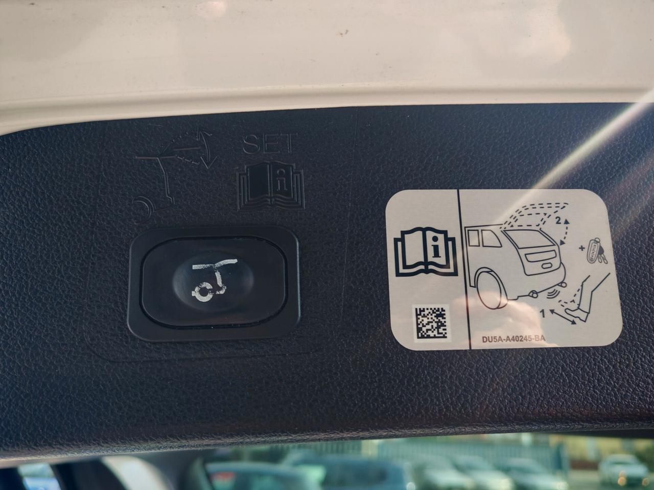 Ford Kuga 1.5 TDCI 120 CV S&S 2WD ST-Line