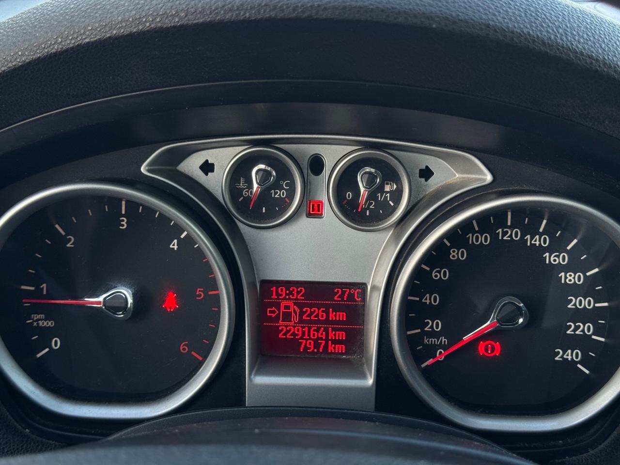 Ford Kuga 2.0 TDCi 136 CV 4WD Frizione Rotta