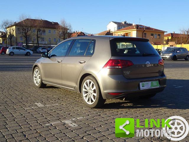 VOLKSWAGEN Golf 1.6 TDI 110 CV DSG 5p Executive BMT NEOPATENTATI