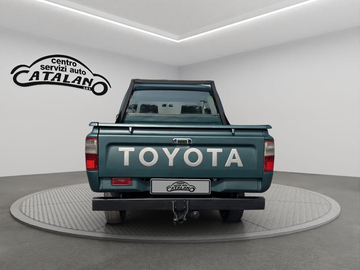 TOYOTA - Hilux - 2.4 td 90 cv 4wd 4p Double Cab