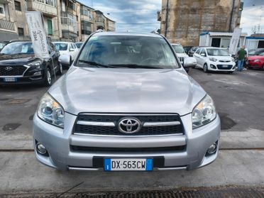 TOYOTA RAV4 2.2 DIESEL MODELLO LUXURY ANNO 2009