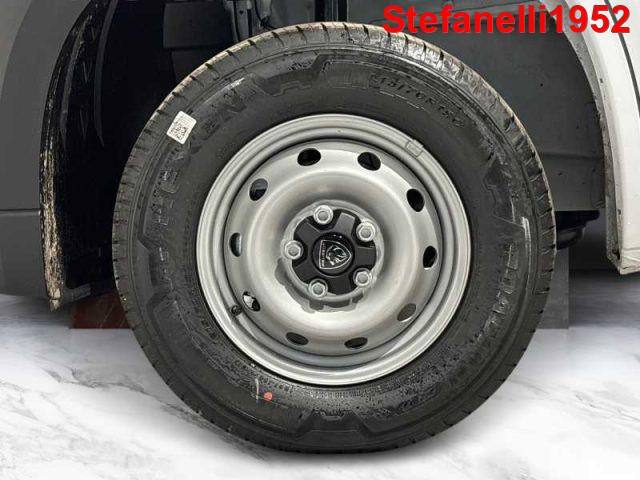 PEUGEOT Boxer 335 L2H2 2.2 bluehdi 140cv S&S