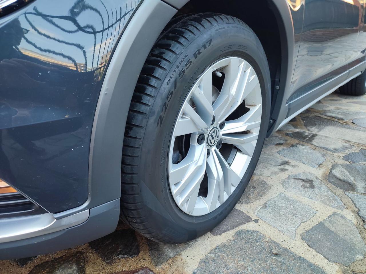 Volkswagen Passat Alltrack Highline 2.0 TD #50480