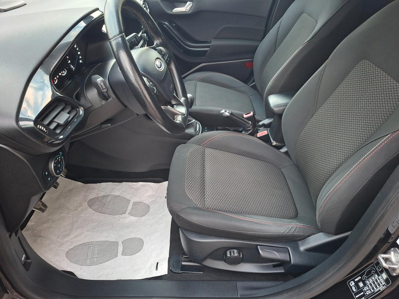 Ford Fiesta 1.5 TDCI ST-line *120CV*