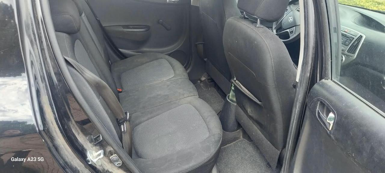Hyundai i20 1.1 CRDi - 2014