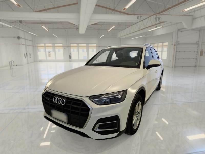 AUDI Q5 50 TFSI e Business quattro S tronic