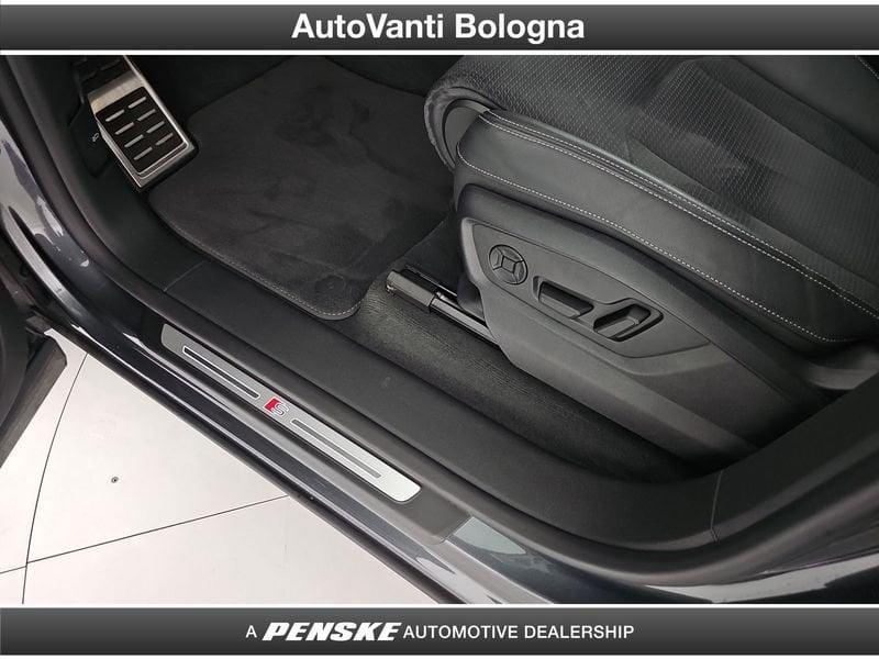 Audi Q8 Q8 3.0 tdi mhev S line edition quattro 286cv tiptronic