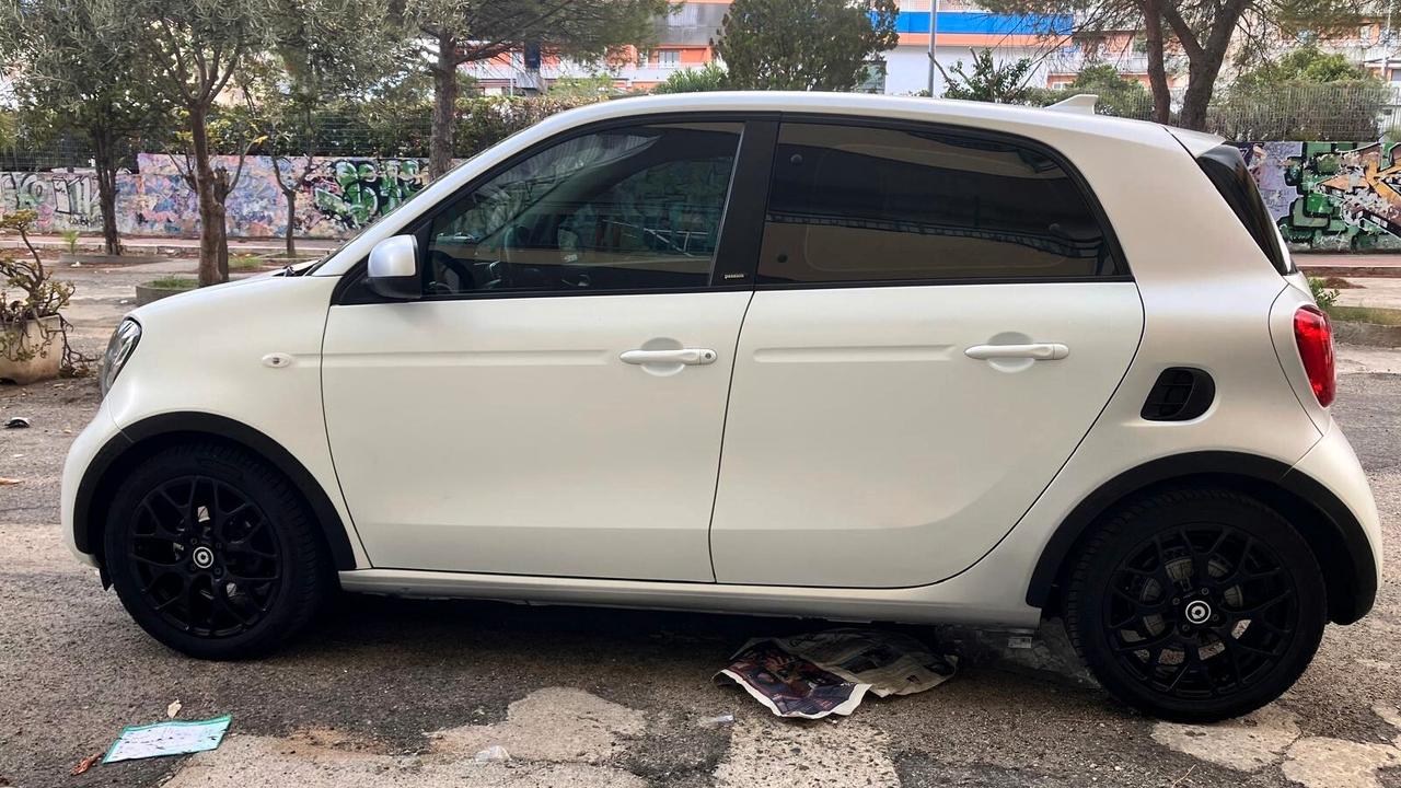 Smart ForFour 90 0.9 Turbo Passion GPL e pack sportivo