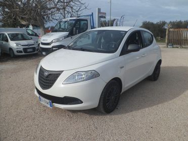 Lancia Ypsilon 0.9 TwinAir 85 CV 5 porte S&S Platinum