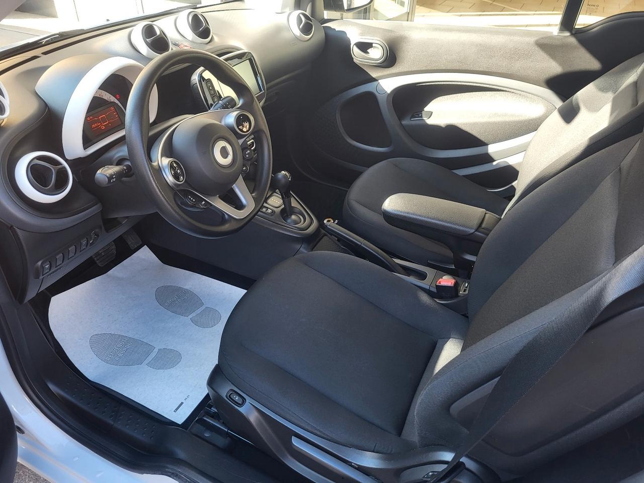 Smart ForTwo EQ 82 Cv Passion Navy Cerchi ...