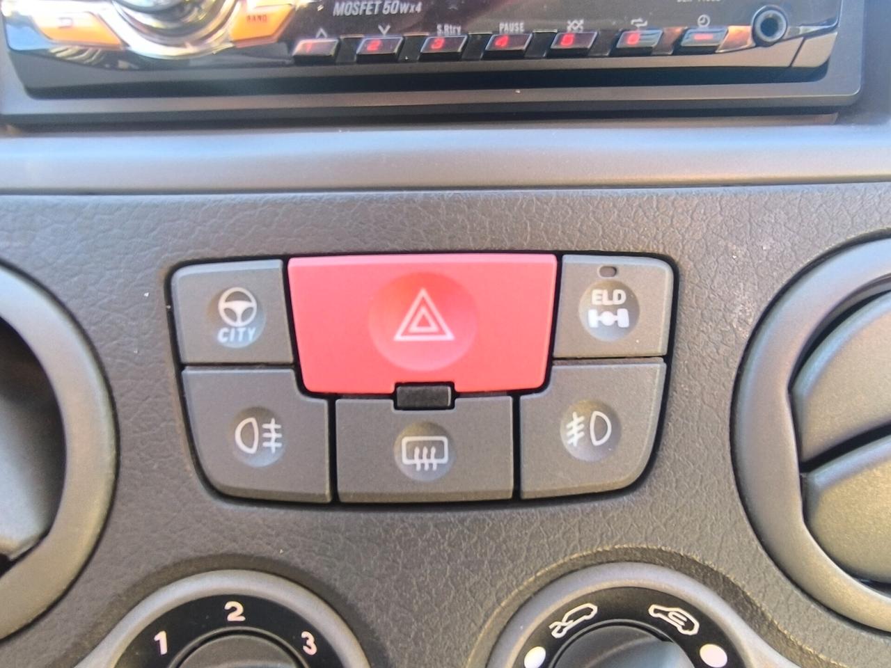 Fiat Panda 1.3 MJT 16V DPF 4x4 Climbing