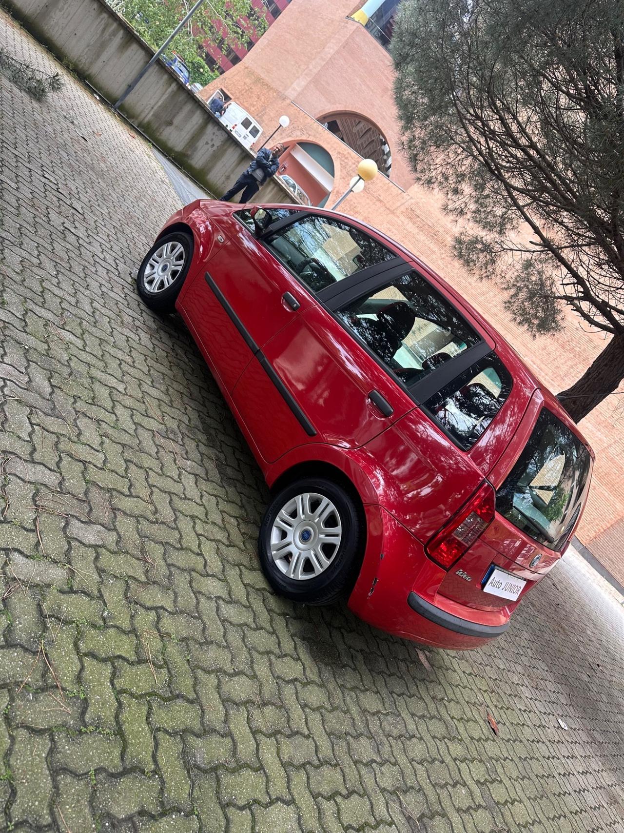 Fiat Idea 1.4 16V Emotion