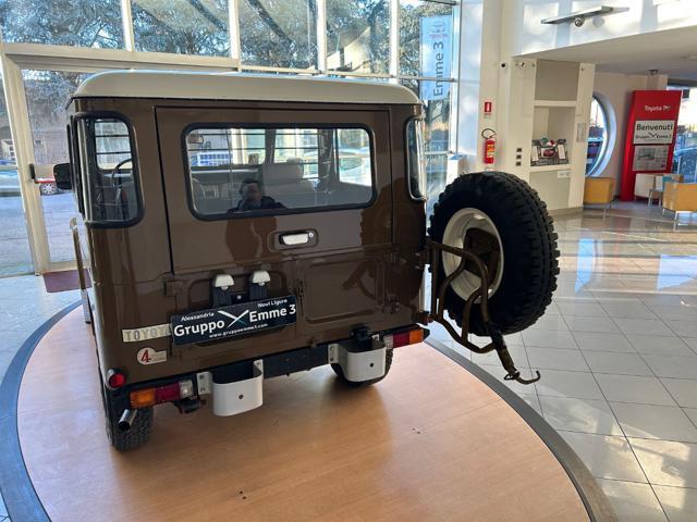 TOYOTA Land Cruiser BJ 42 HARD TOP