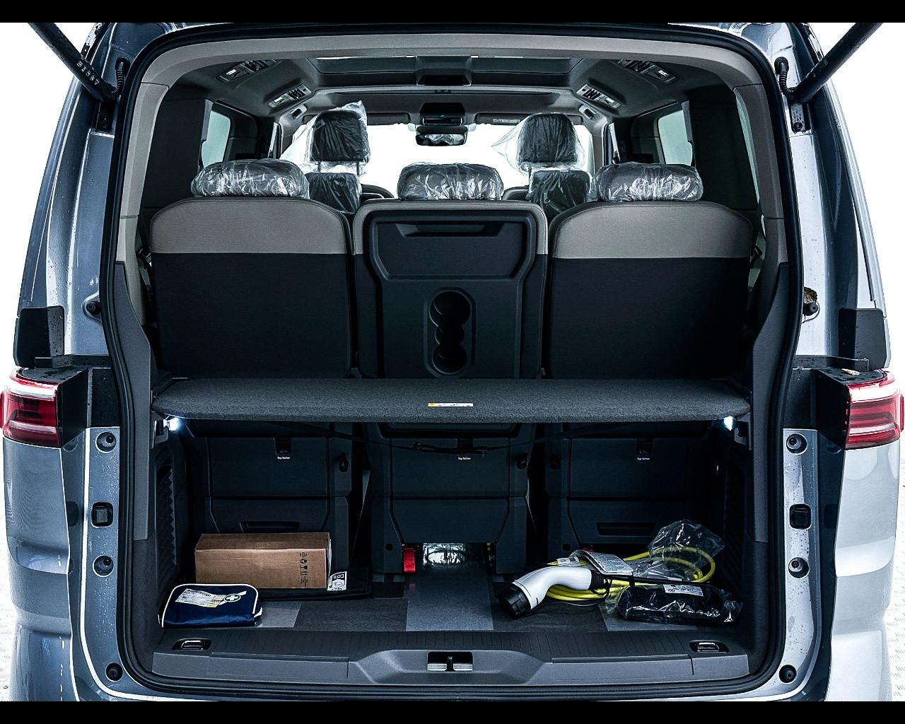 VOLKSWAGEN Multivan 7ª '21-> - Multivan 1.5 PHEV DSG 4Motion Life