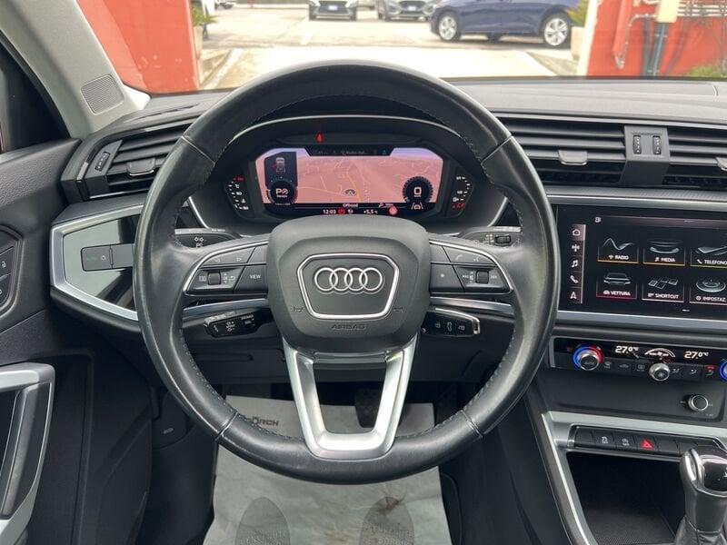 Audi Q3 35 TDI S tronic Business