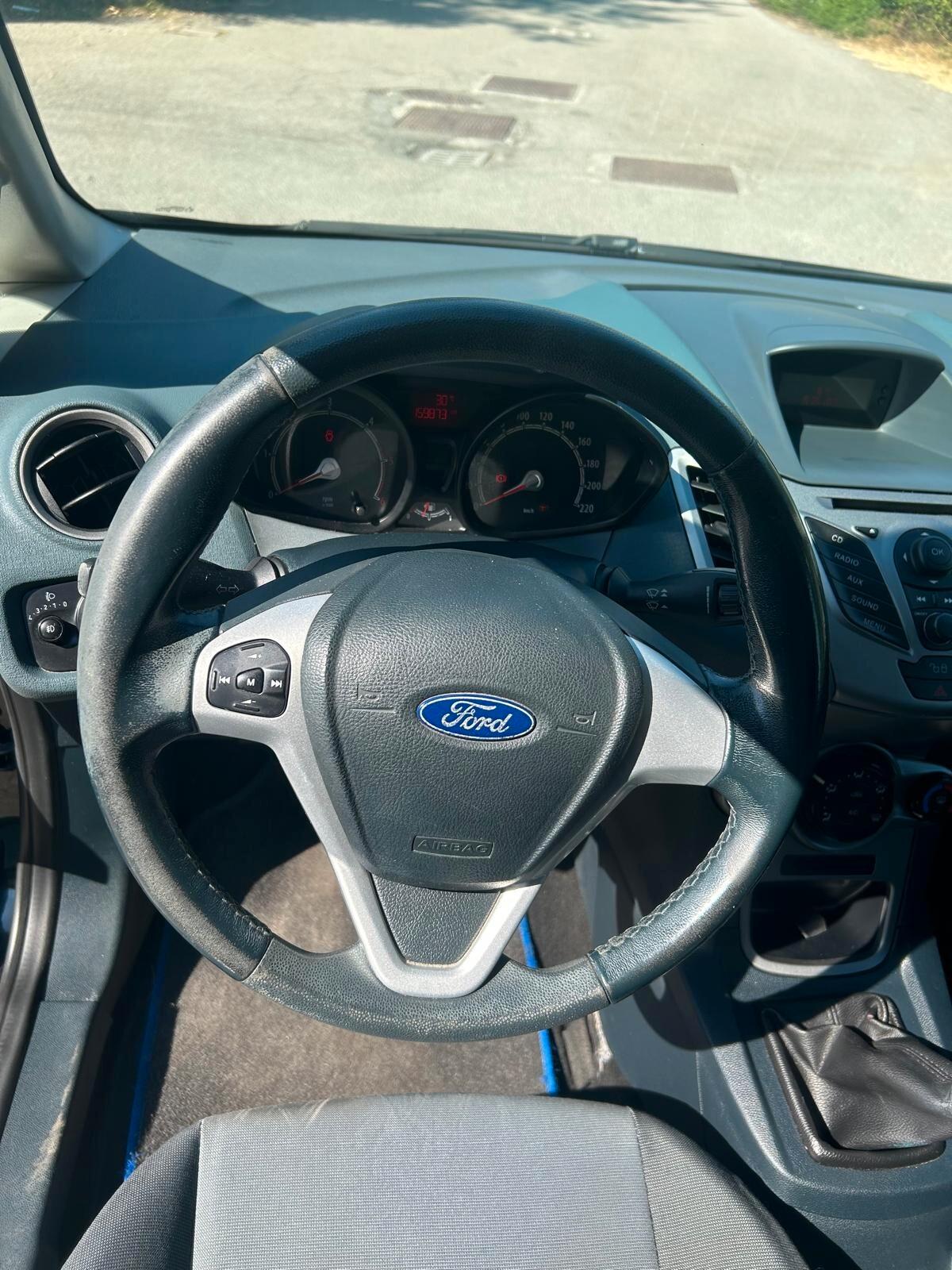 Ford Fiesta+ 1.4 TDCi 68CV 3 porte NEOPATENTATI