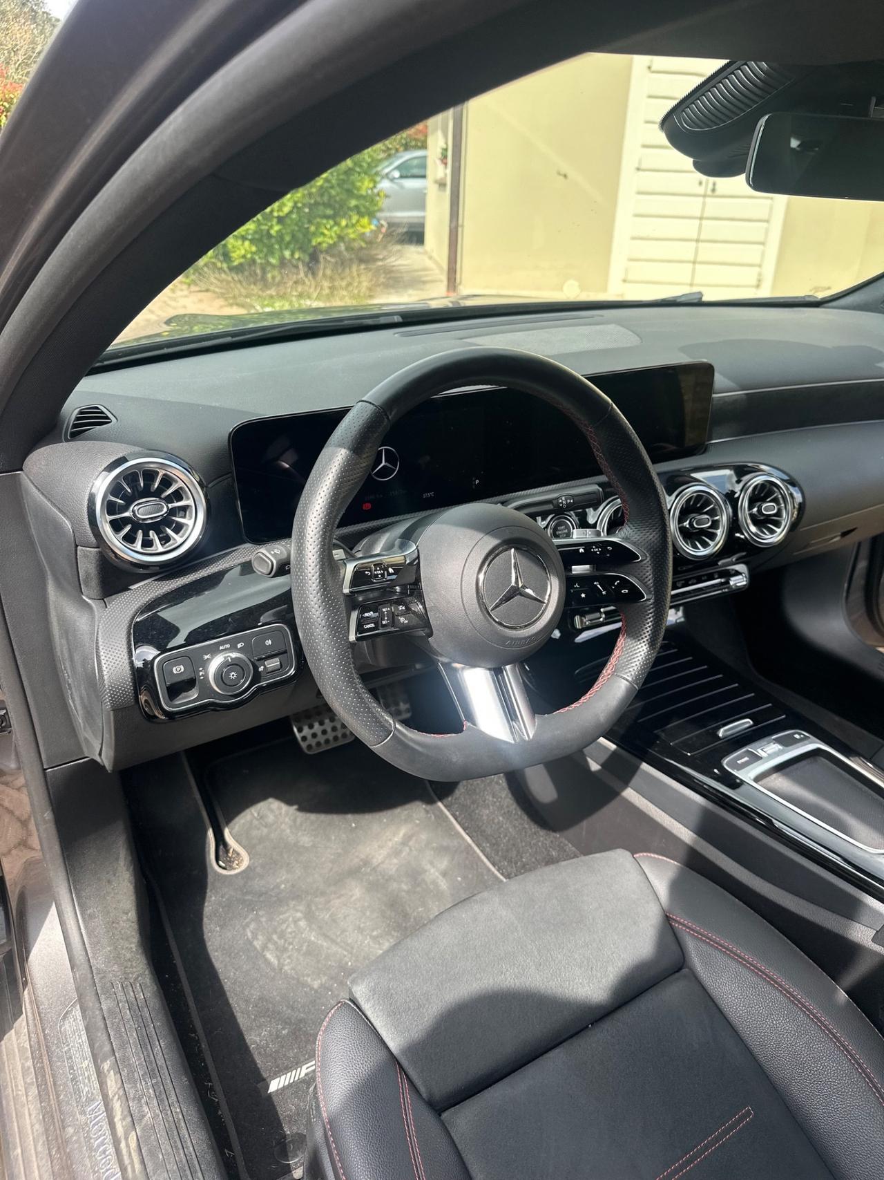 Mercedes-benz A 250 e hybrid EQ AMG Line Advanced Plus