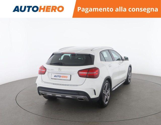 MERCEDES-BENZ GLA 180 d Automatic Premium