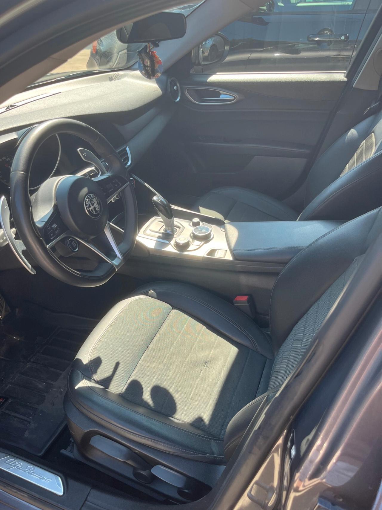 Alfa Romeo Giulia 2.2 Turbodiesel 180 CV AT8 Super