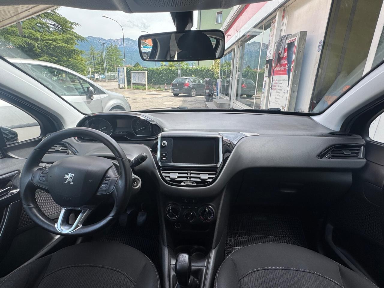 Peugeot 208 BlueHDi 75 5 porte Allure