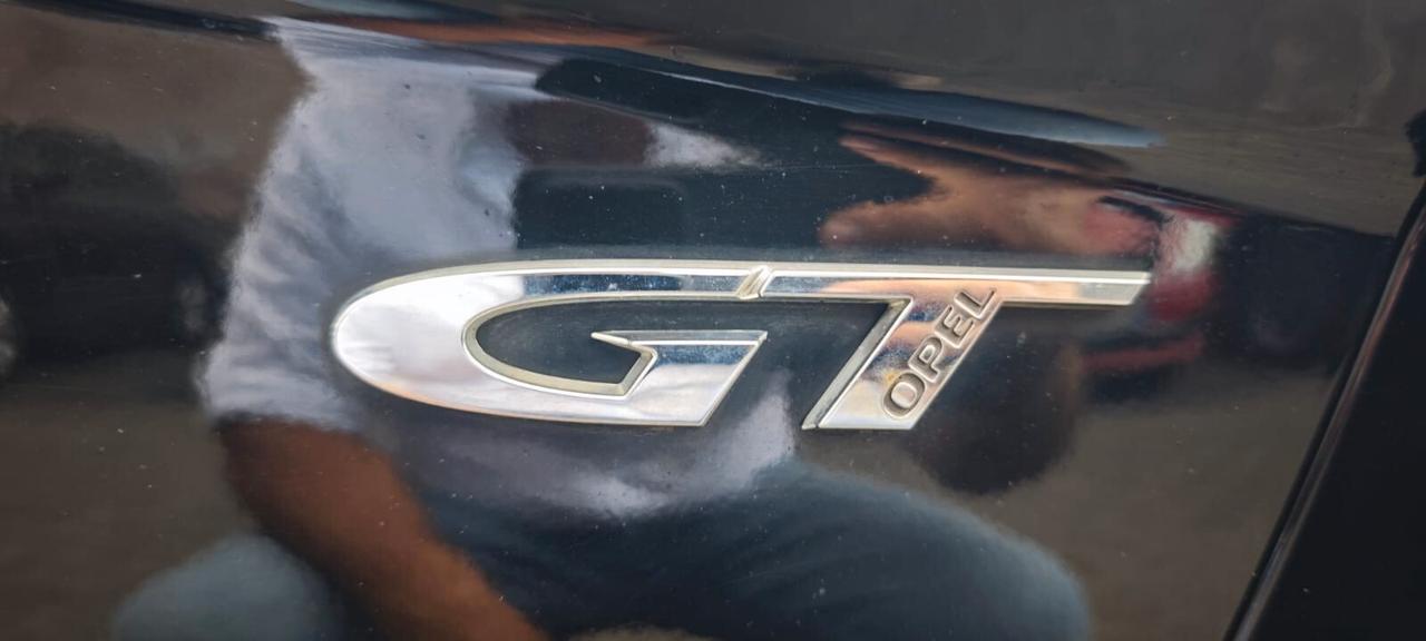 Opel GT 2.0 Turbo 16V