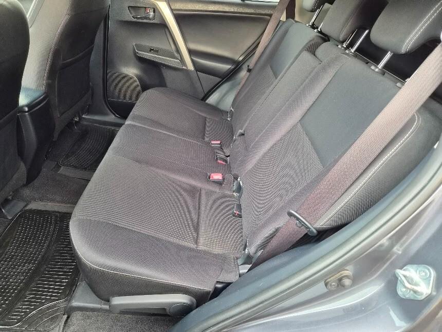 Toyota RAV 4 RAV4 2.0 D-4D 2WD Style