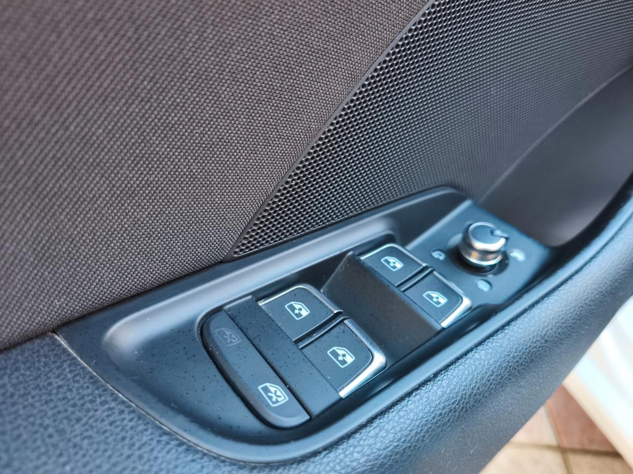 Audi A3 SPB 1.6 TDI Sport COMPRESO PASSAGGIO