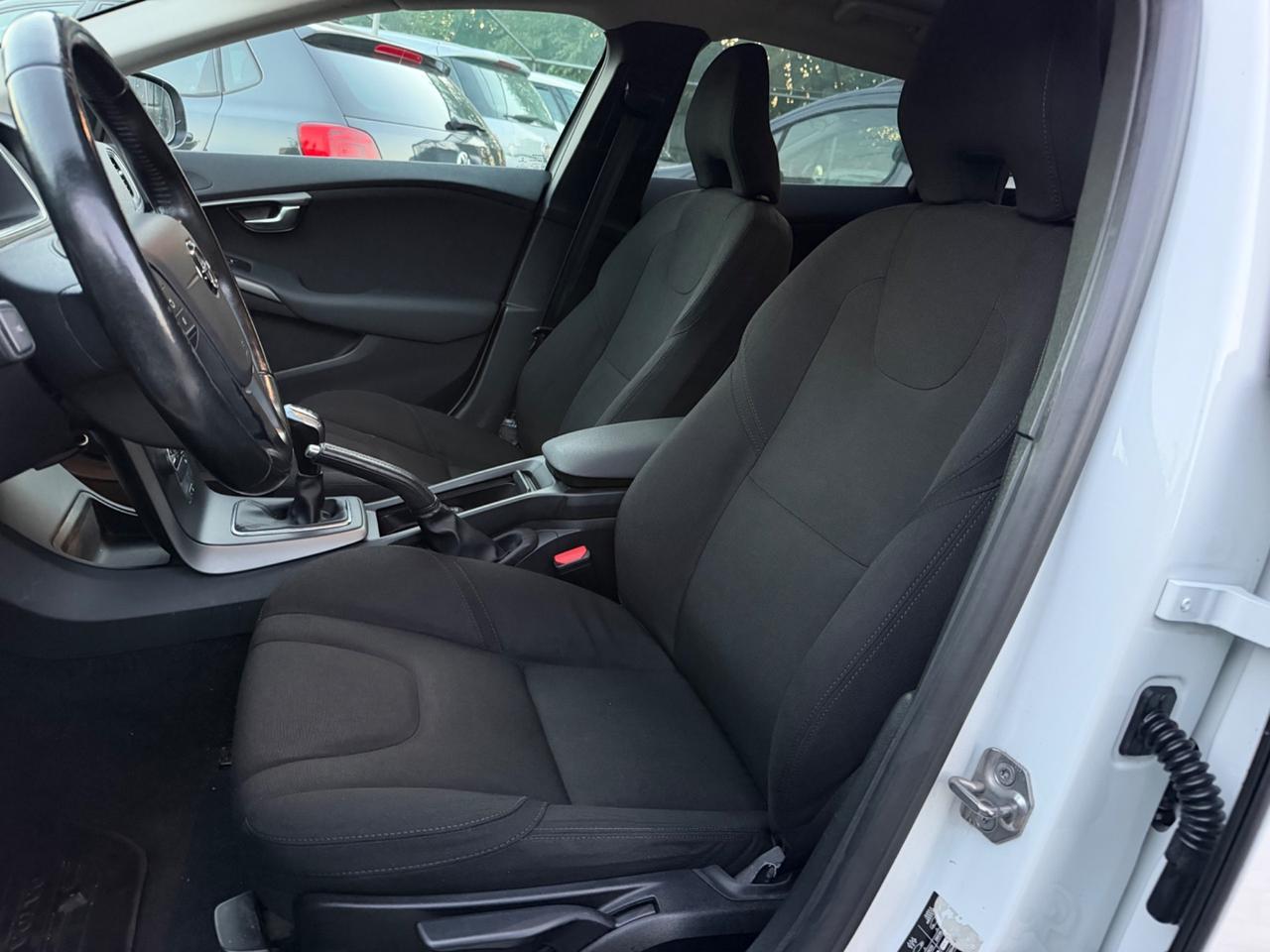 Volvo V40 D2 Kinetic - 2016 - EURO6B