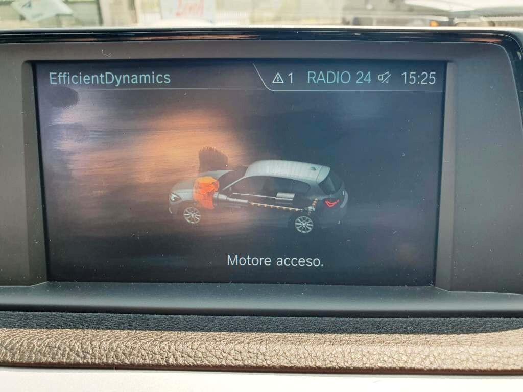 Bmw 118 118d 5p. Advantage