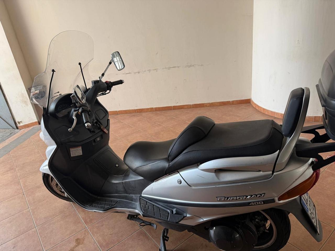Suzuki Burgman 400