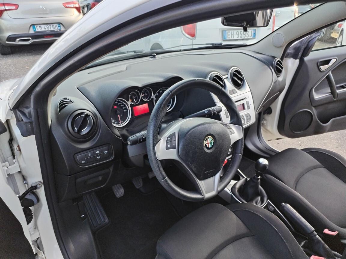Alfa Romeo MiTo 1.4 78 CV 8V 31000km tetto elettrico panoramico 6/2011
