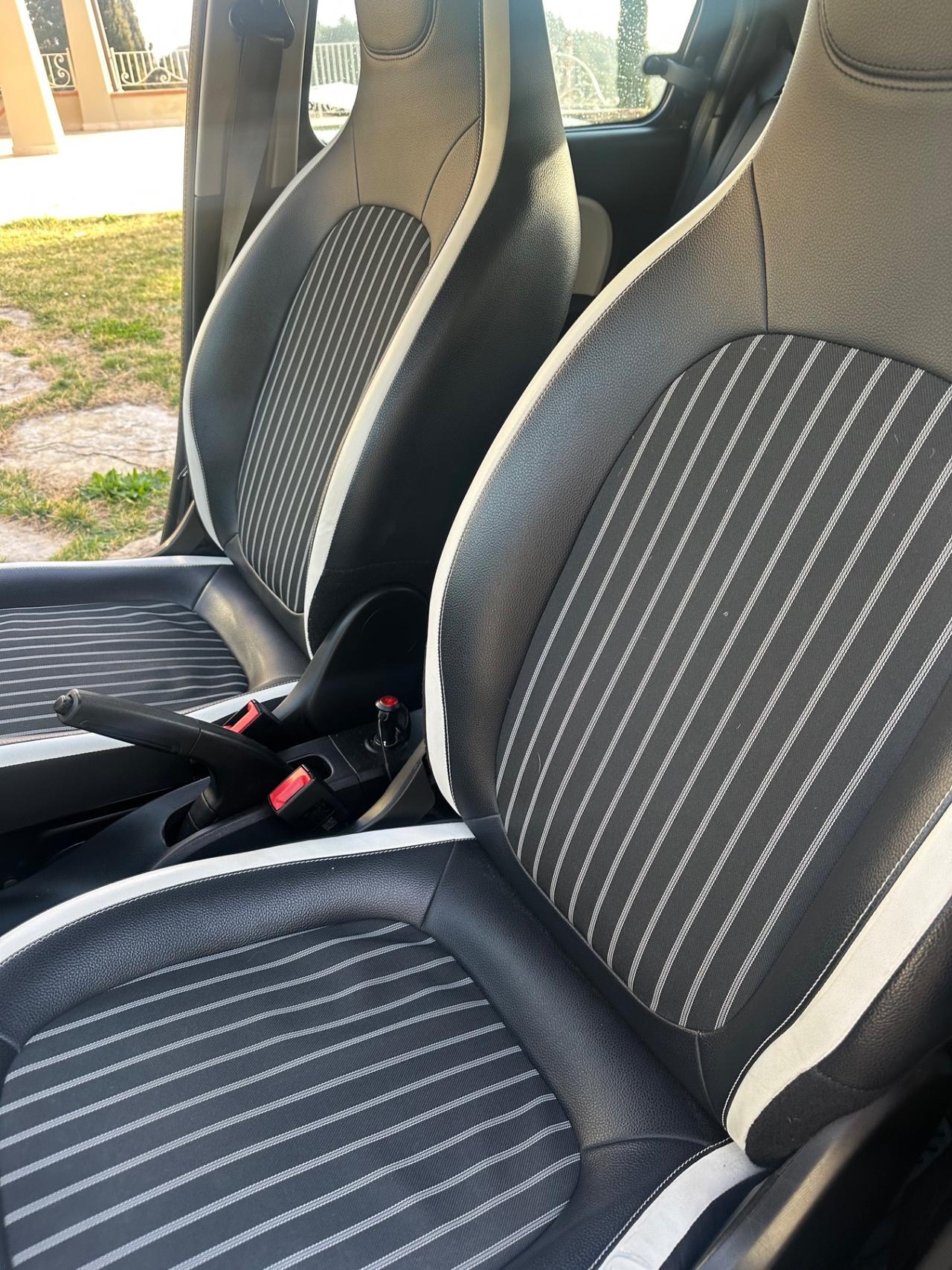 Renault Twingo SCe 65 CV Intens